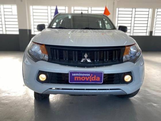 MITSUBISHI L200 TRITON 2.4 16V TURBO DIESEL GL CD 4X4 MANUAL